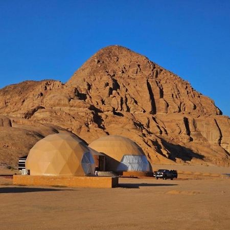 Julia Rum Luxury Camp Wadi Rum Exterior photo