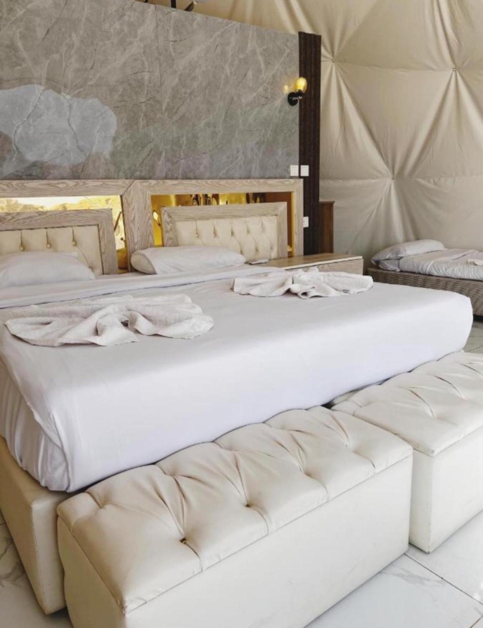 Julia Rum Luxury Camp Wadi Rum Exterior photo